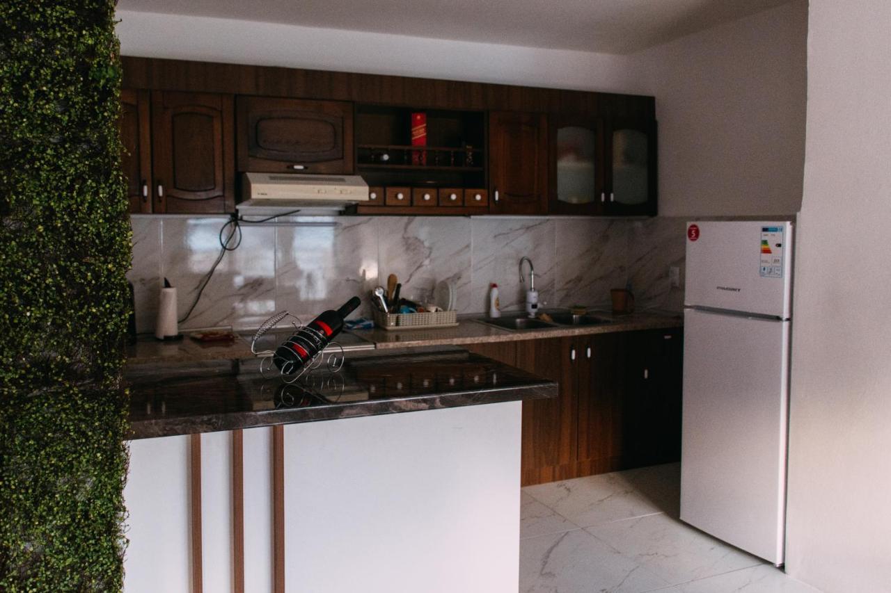 Wel Apartment ゲヴゲリヤ エクステリア 写真