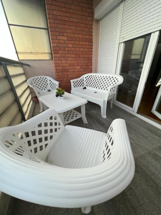 Wel Apartment ゲヴゲリヤ エクステリア 写真